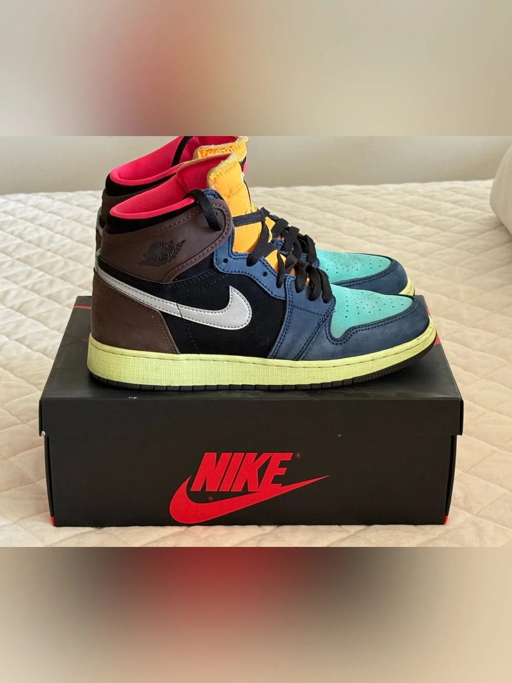 Nike Jordan 1’s multi color OG sneakers